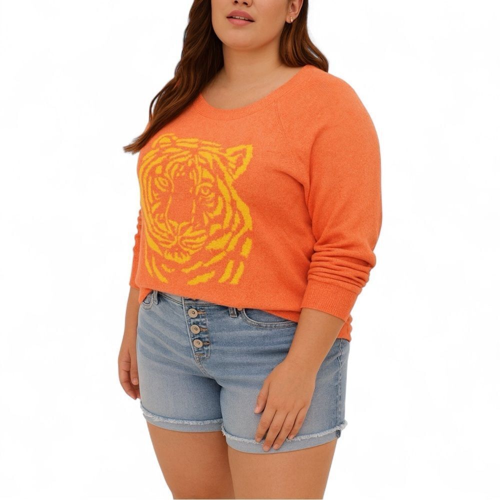 Torrid Tiger Graphic Sweater Women 1X Coral Orange Yellow Plus Size Pullover